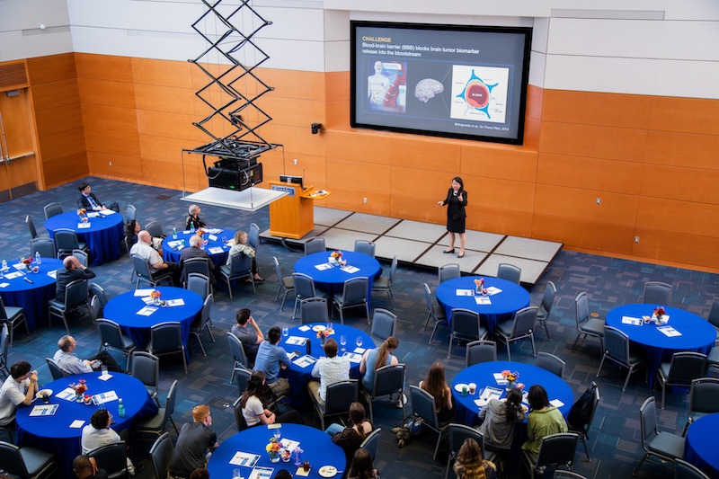 Dr. Chen on stage at the Samulski lecture