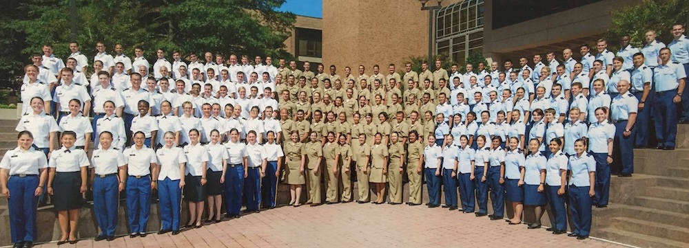 Drs. Chisam and Sun both graduated in Uniformed Services University’s Class of 2019